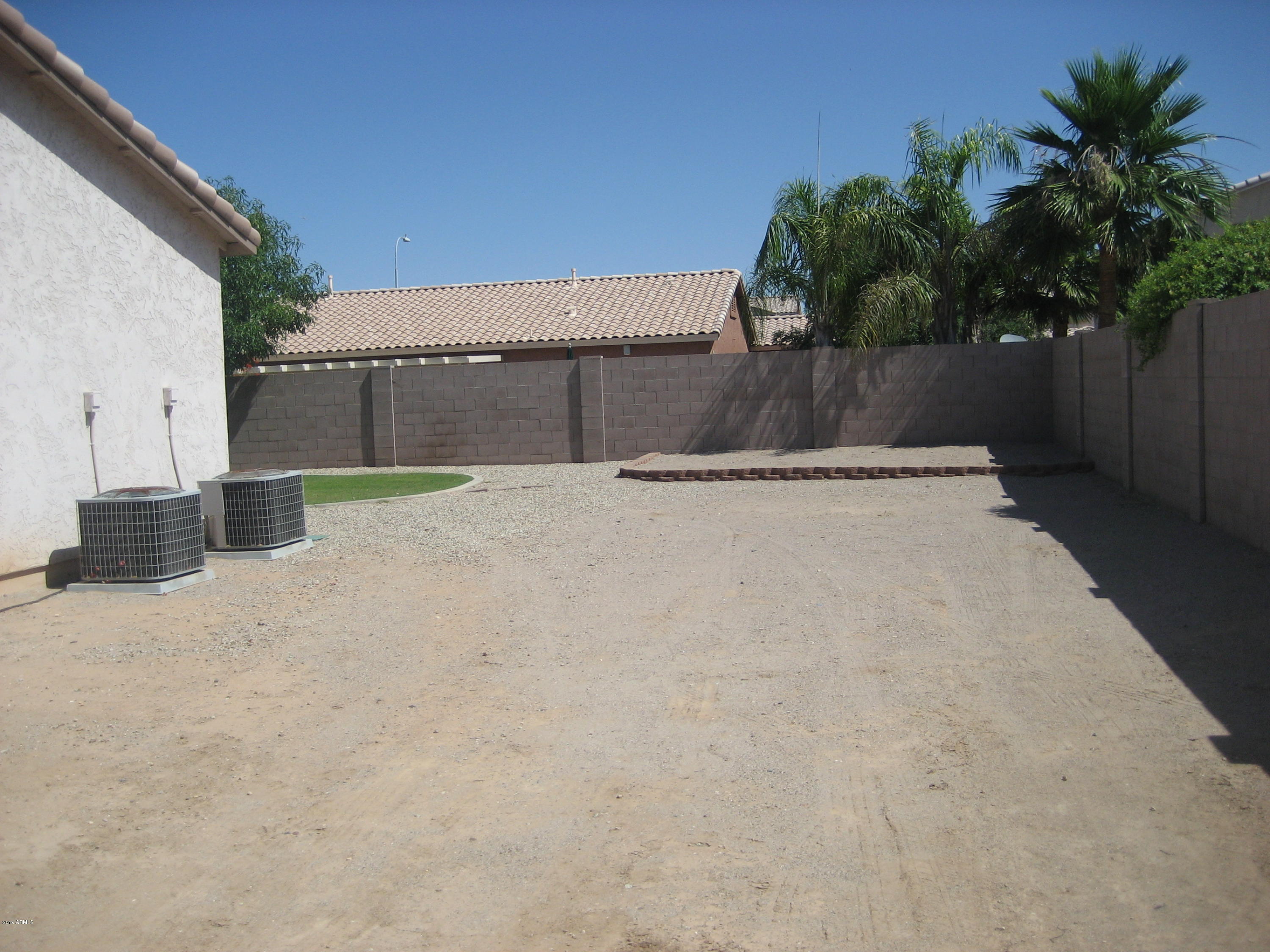 1042 E Canyon Way