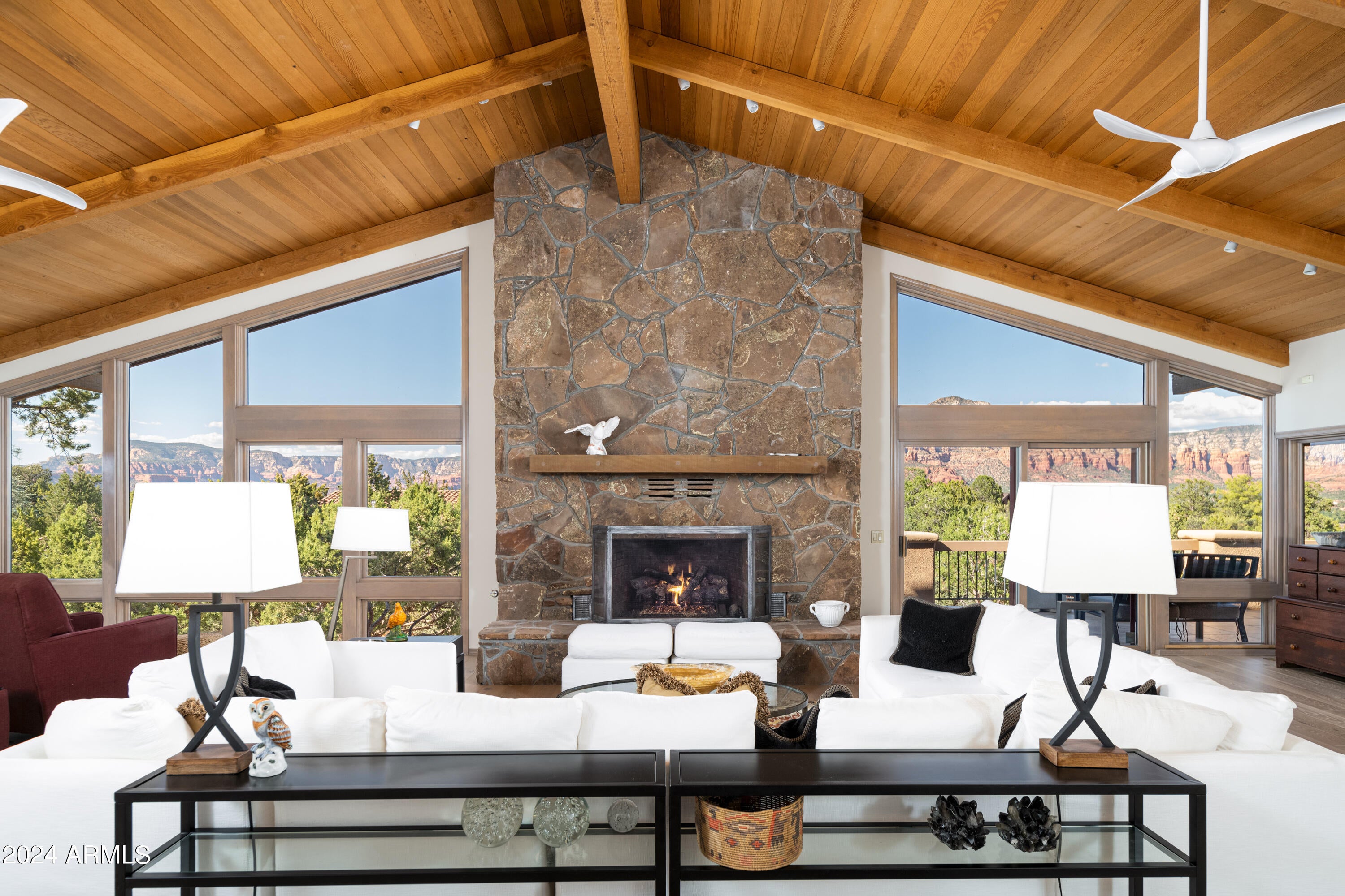 86 Linda Vista --