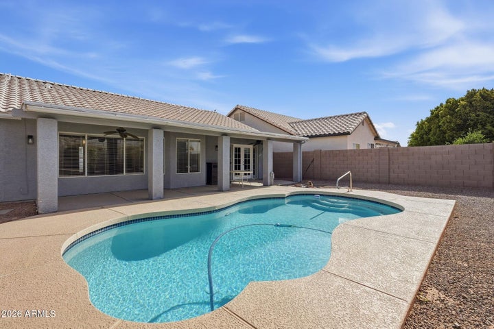 Photo 1 of 38 — 3256 E ROSEMONTE Drive, Phoenix, AZ 85050