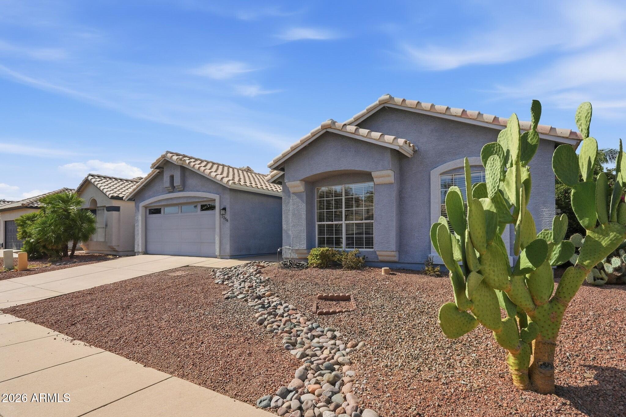 3256 E ROSEMONTE Drive