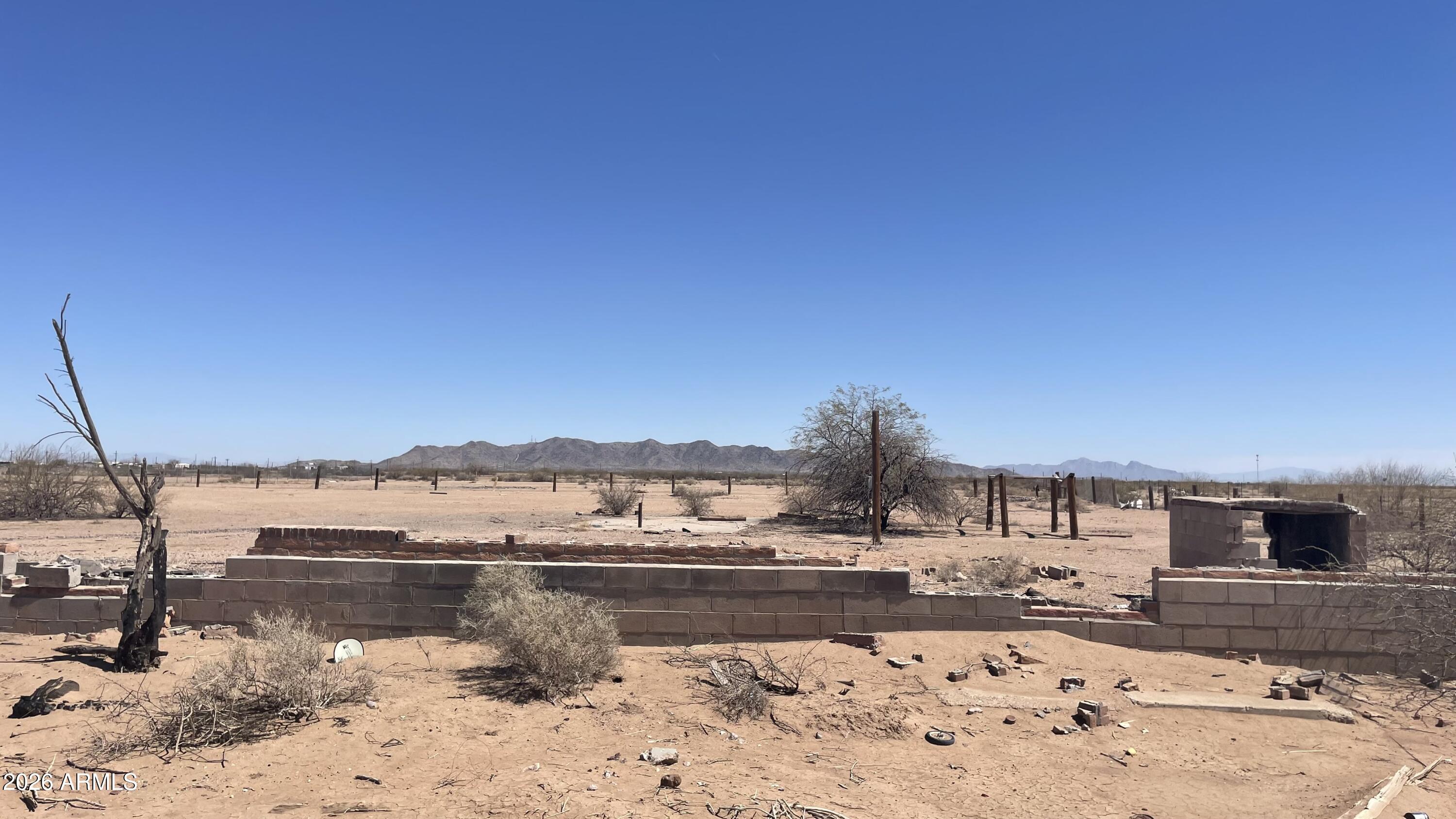 8425 S SHIRES Road 316