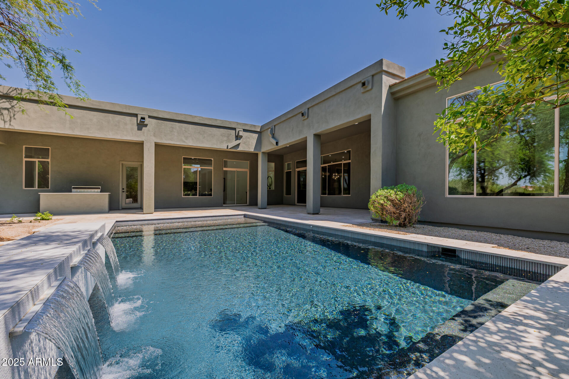 VISTA MONTEREY - Residential