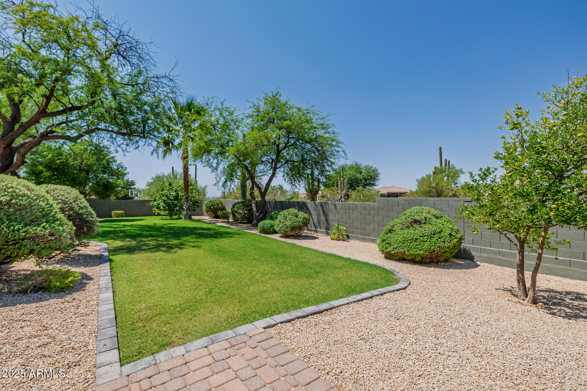 VISTA MONTEREY - Residential
