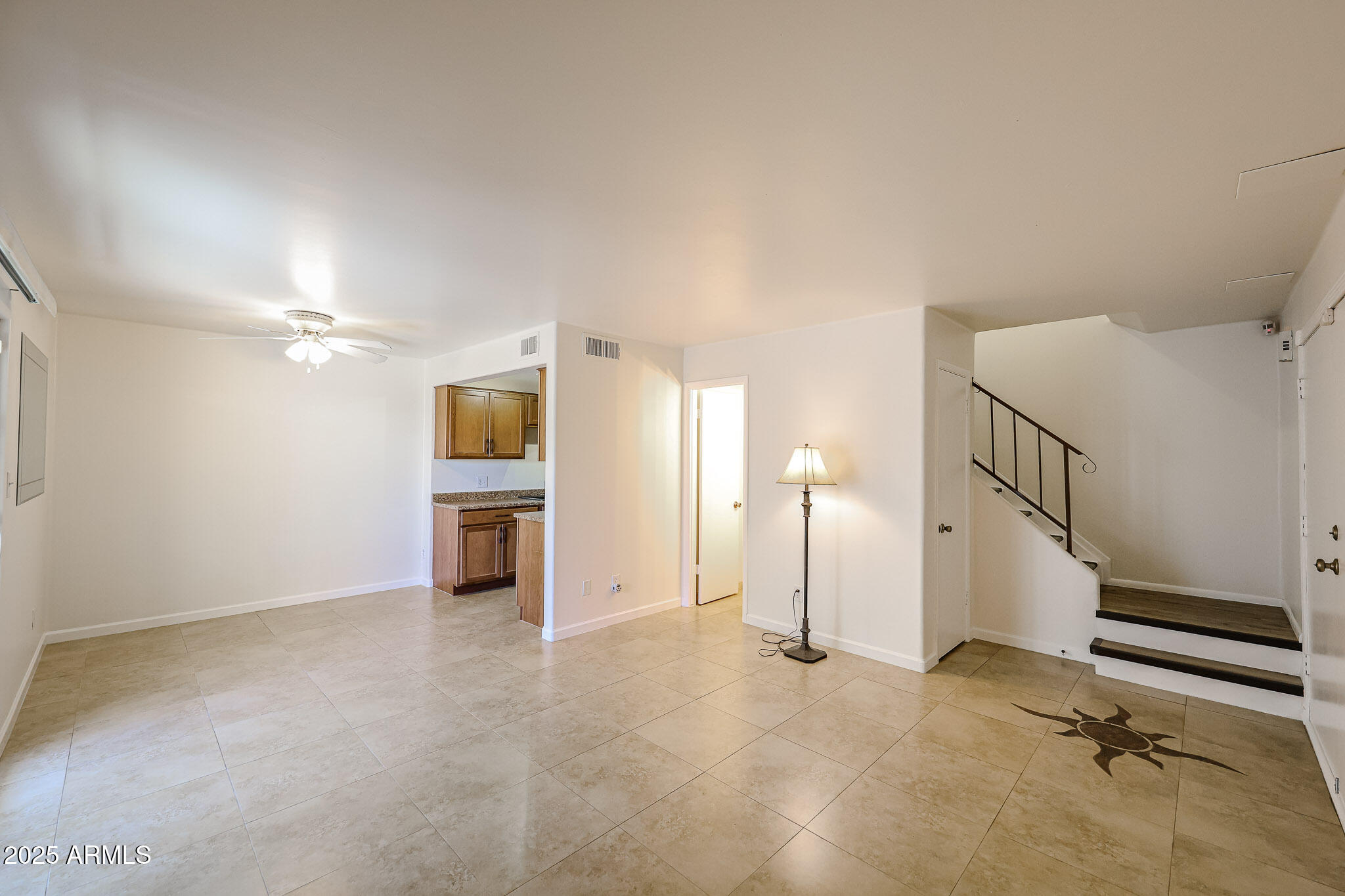 5917 W TOWNLEY Avenue