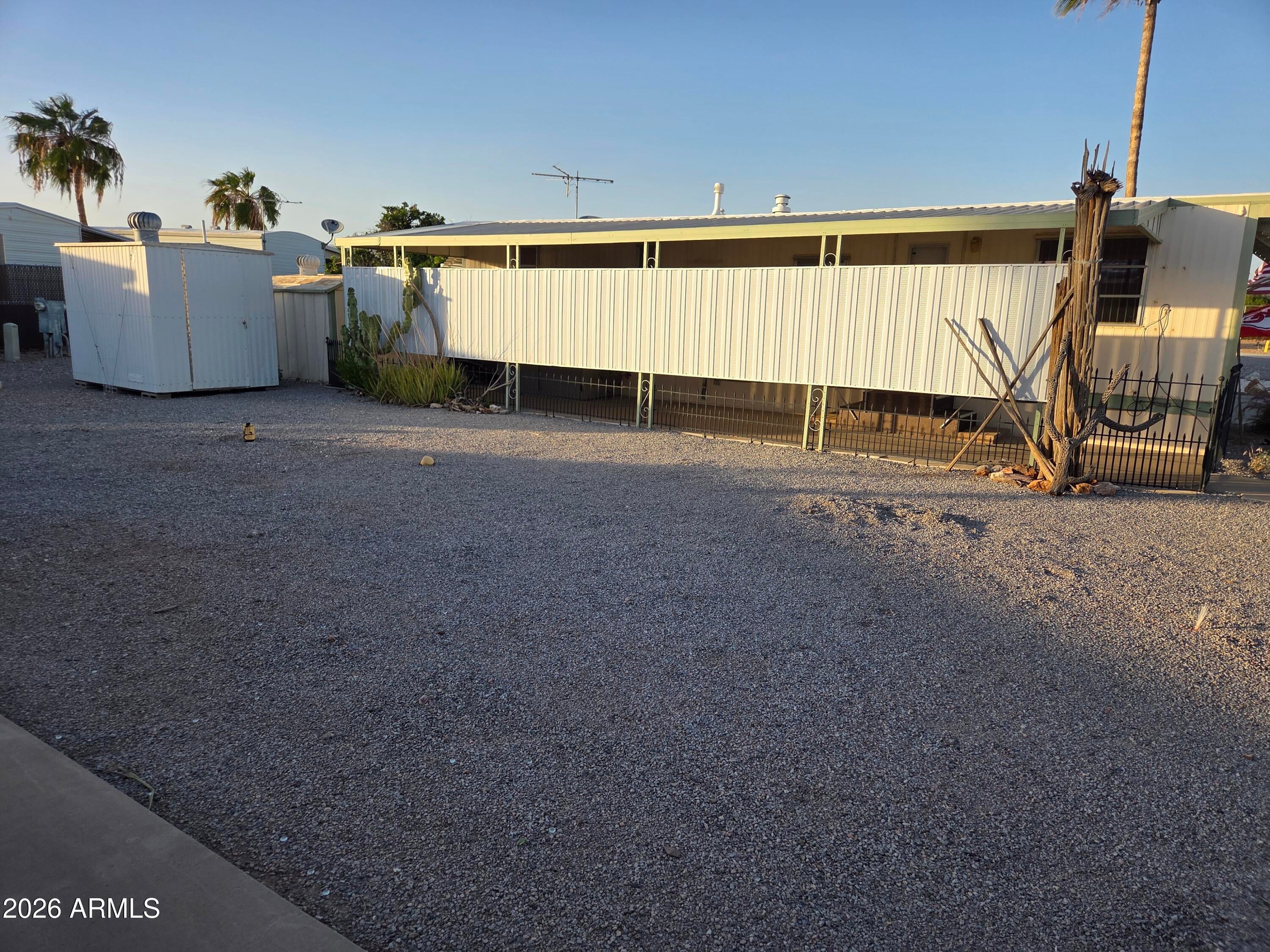 1050 E BROADWAY Avenue 28