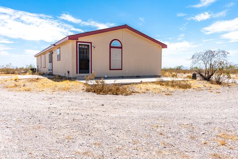 A home in Tonopah