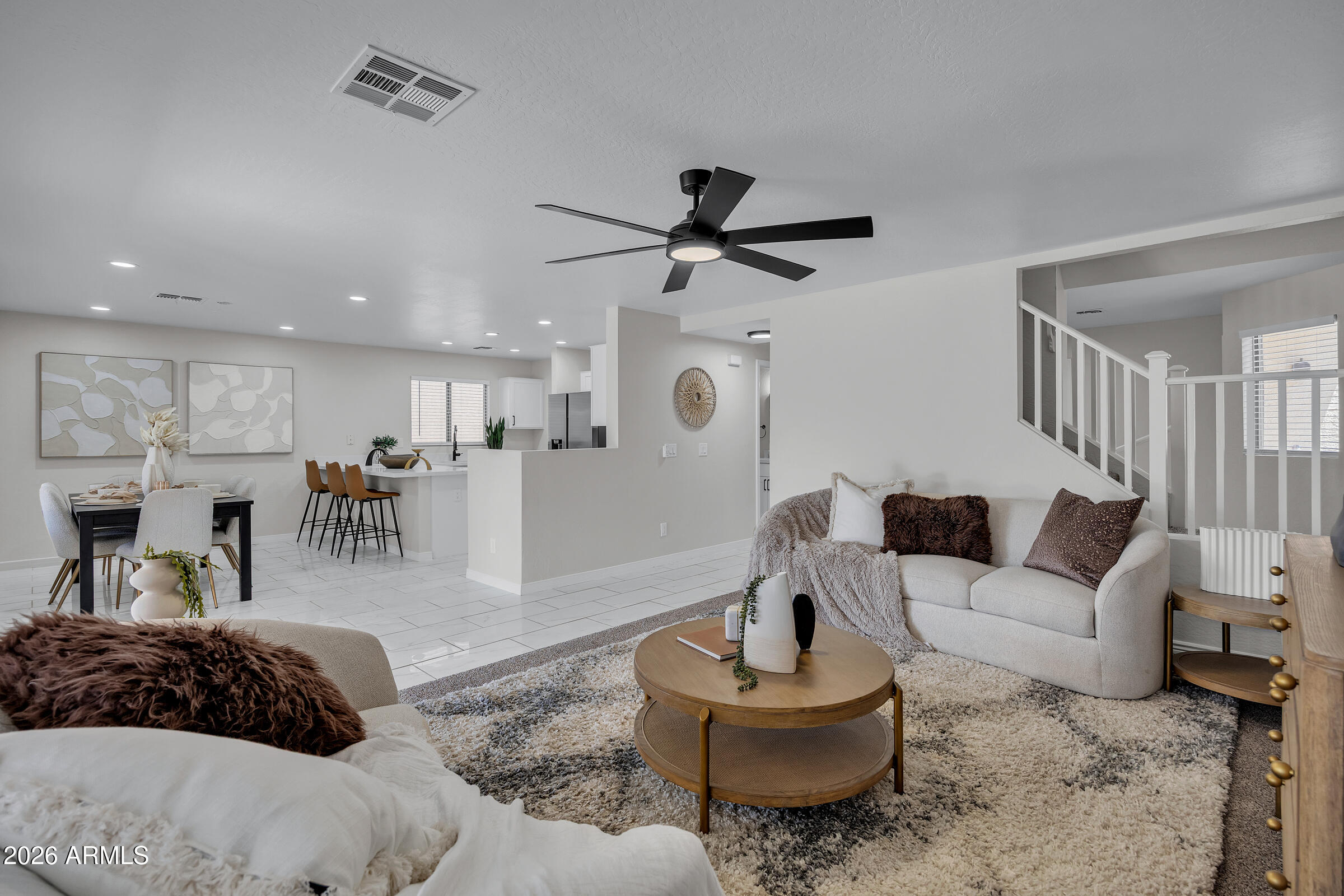OASIS SUNRISE - Residential