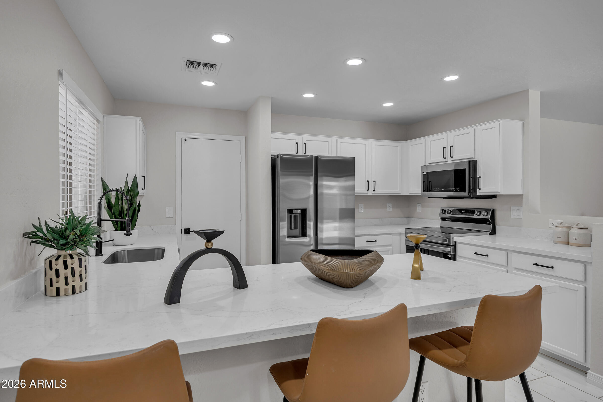 OASIS SUNRISE - Residential
