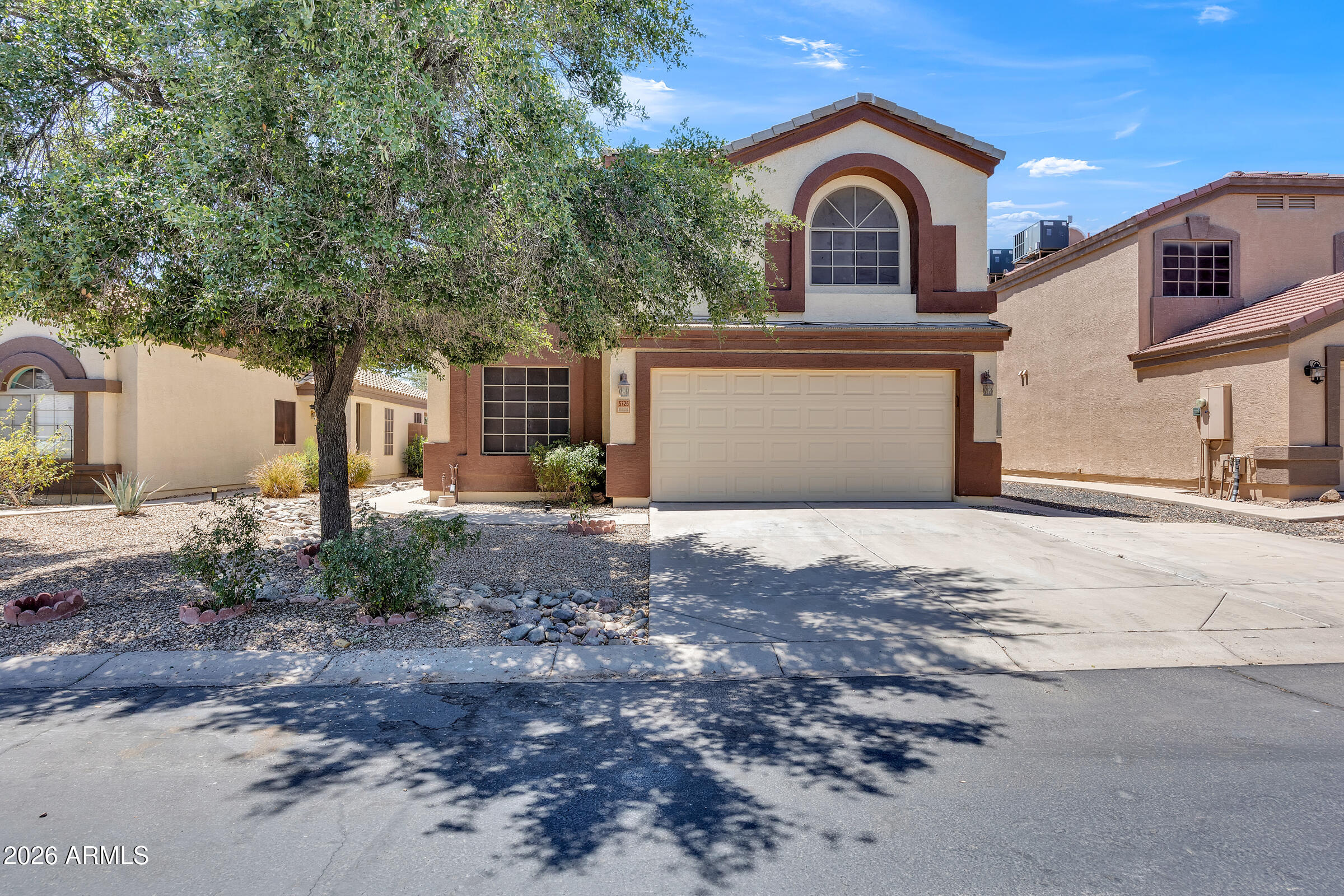 OASIS SUNRISE - Residential