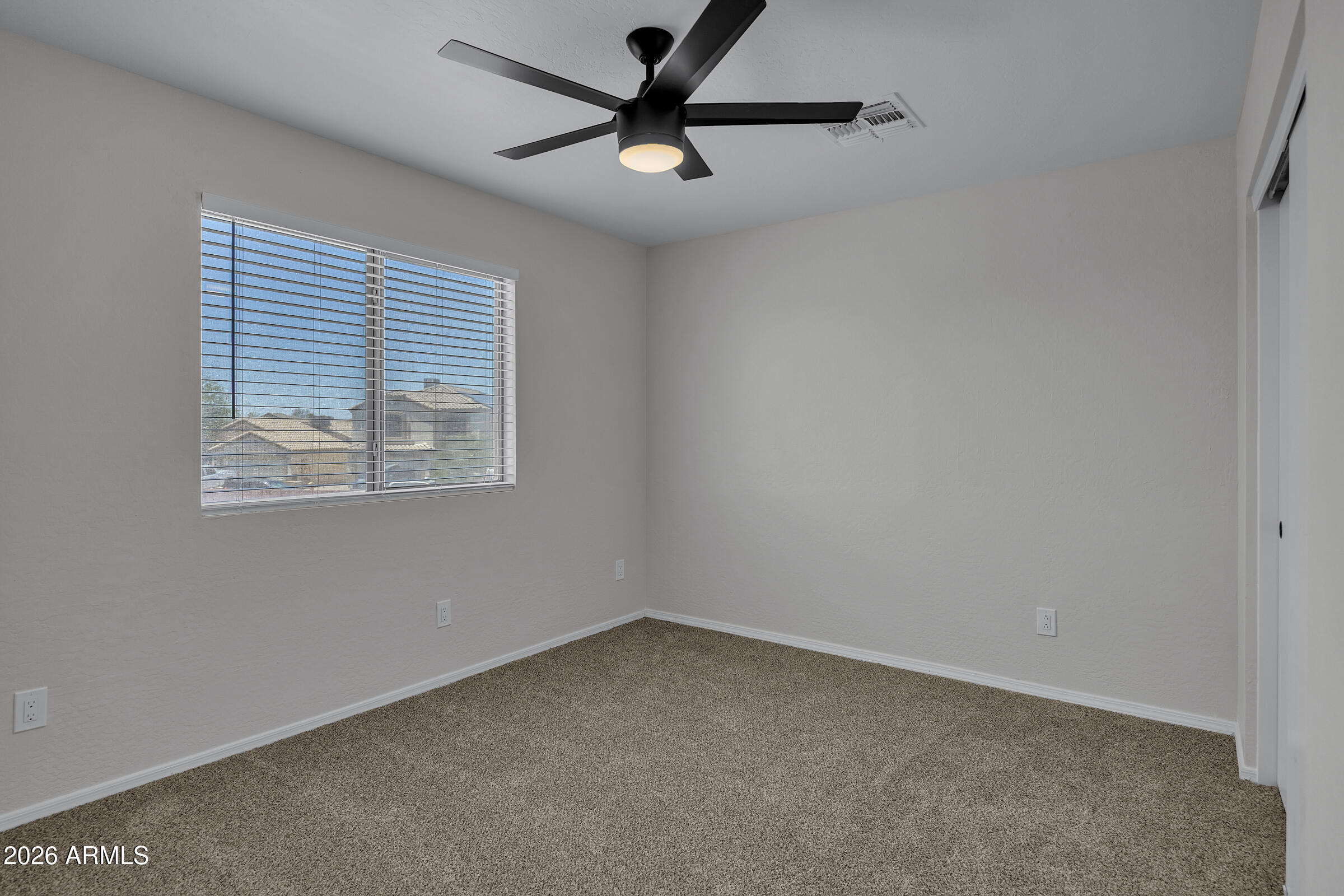 OASIS SUNRISE - Residential