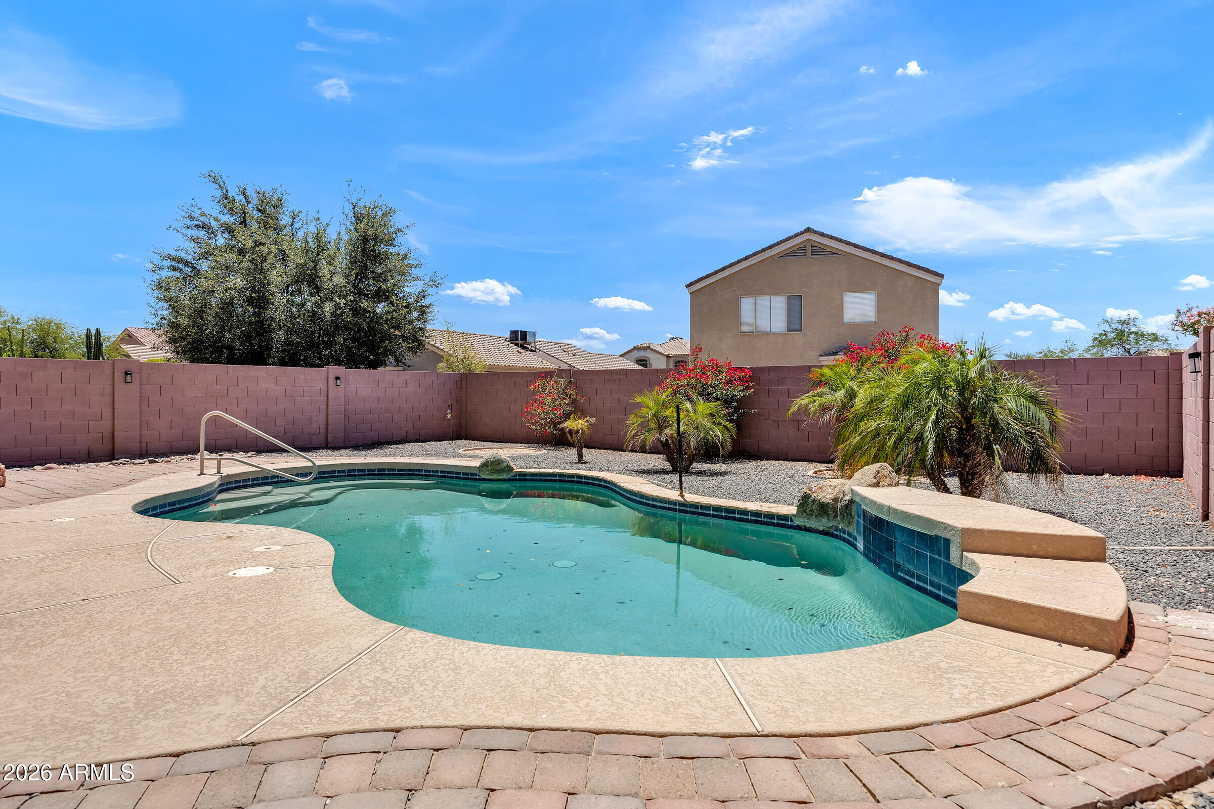 OASIS SUNRISE - Residential