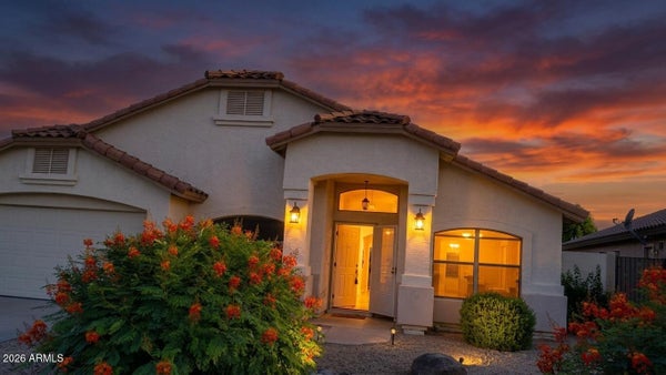 15325 W HONEYSUCKLE LN, SURPRISE, AZ 85374 - Image a76fc5de4bb41e755ea2a3ed148853da/3394744102