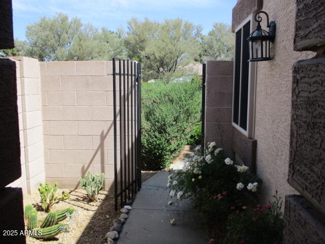 3237 E FREMONT Road