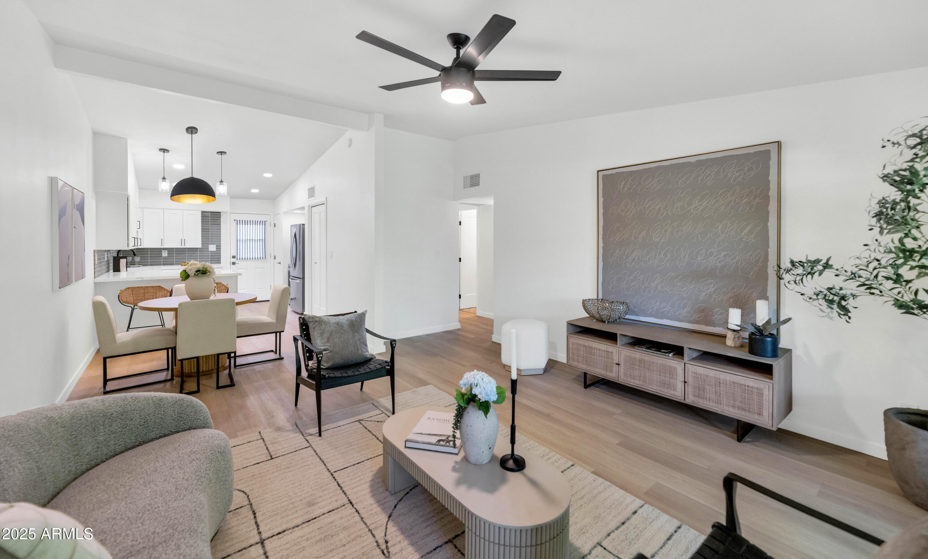 3505 E CAMPBELL Avenue 7