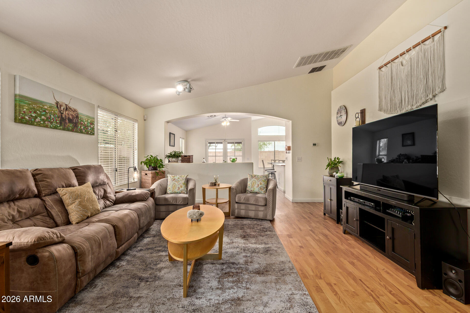 15863 W JACKSON Street