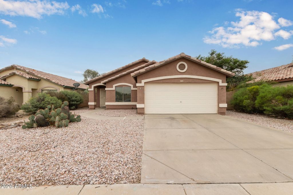 Photo of 15863 W Jackson Street, Goodyear, AZ 85338 (MLS # 6965273)