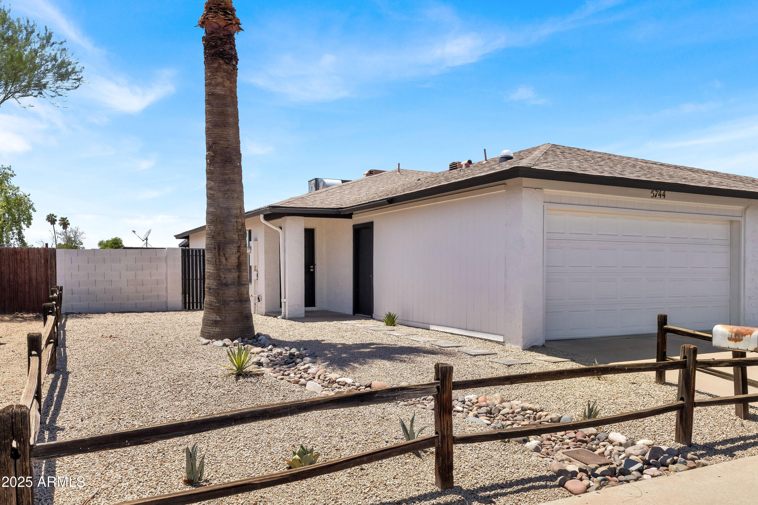 5744 N 68TH Drive