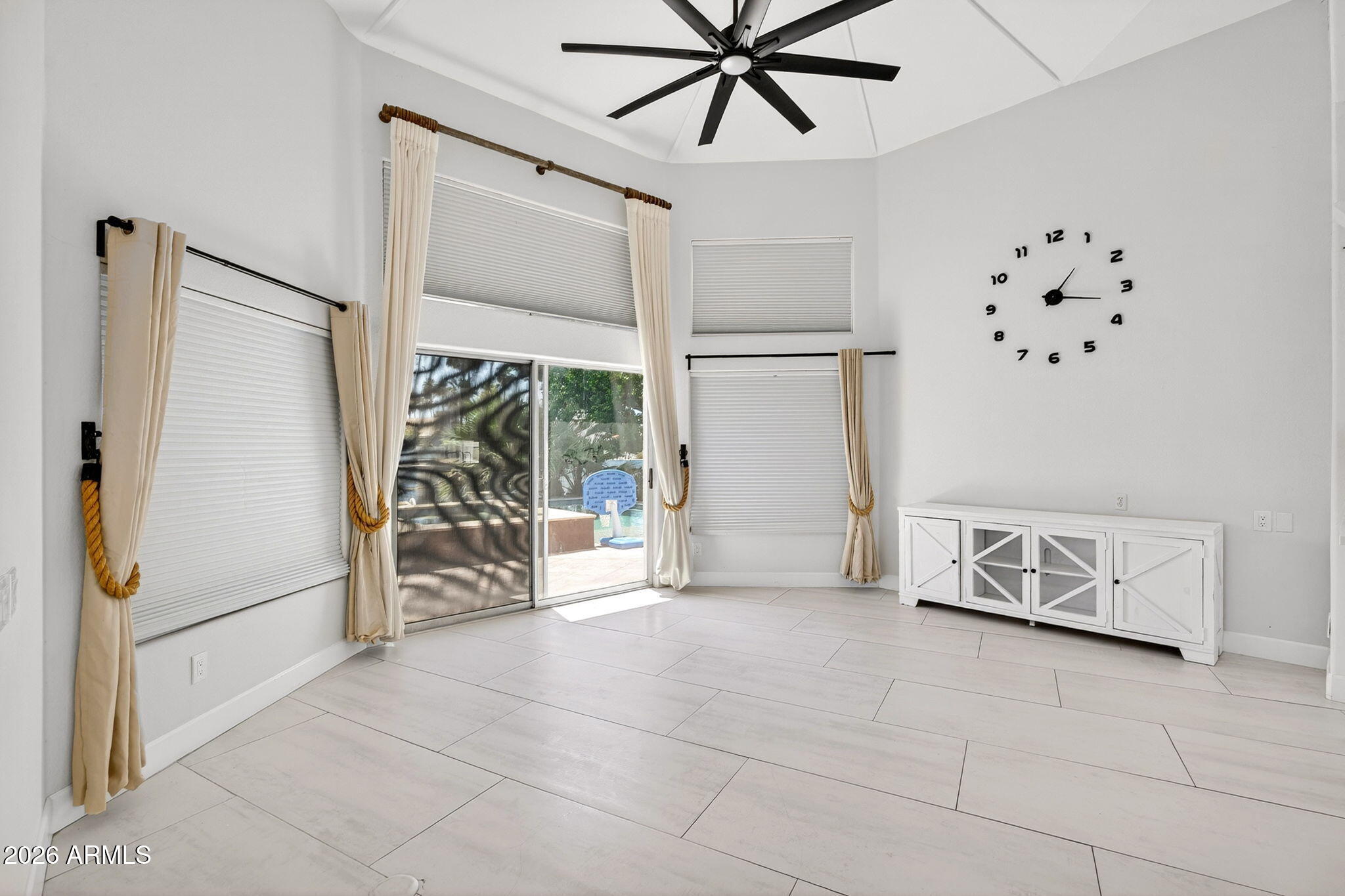 TRES VISTAS LOT 1-26 PARCEL A-B - Residential