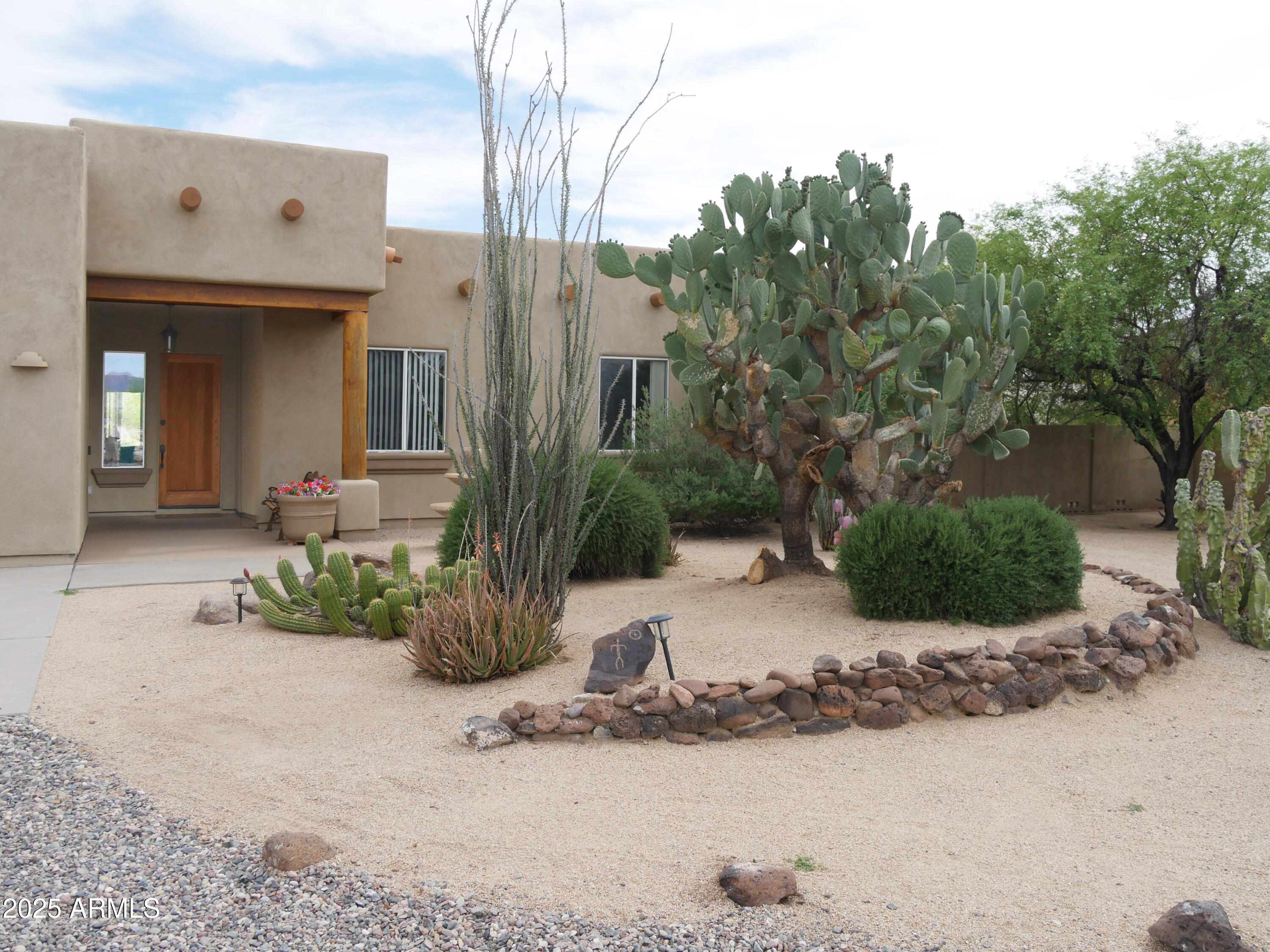 3007 W JORDON Lane