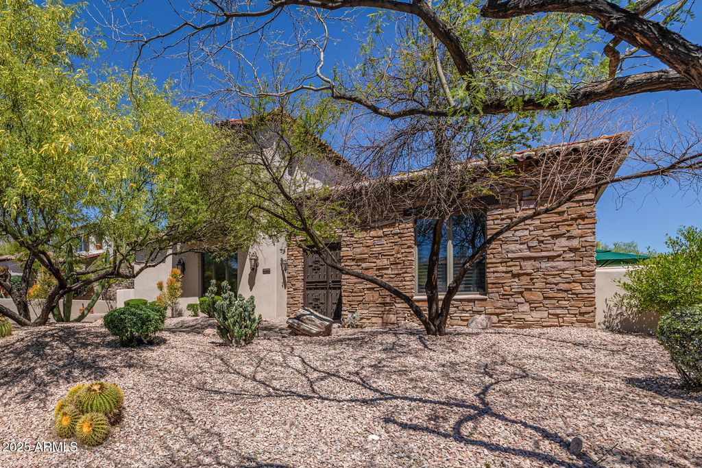 Photo of 2671 S Moonlight Drive, Gold Canyon, AZ 85118 (MLS # 6945251)