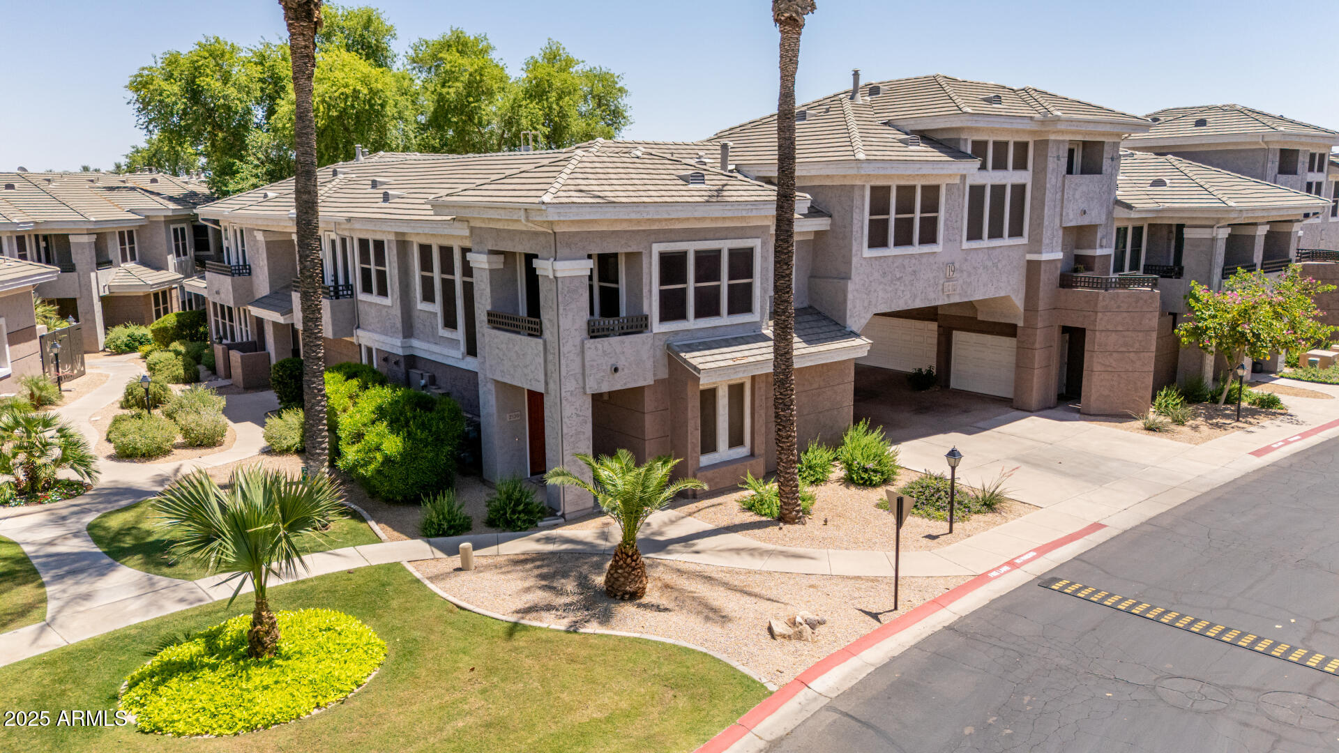 15221 N CLUBGATE Drive 2139