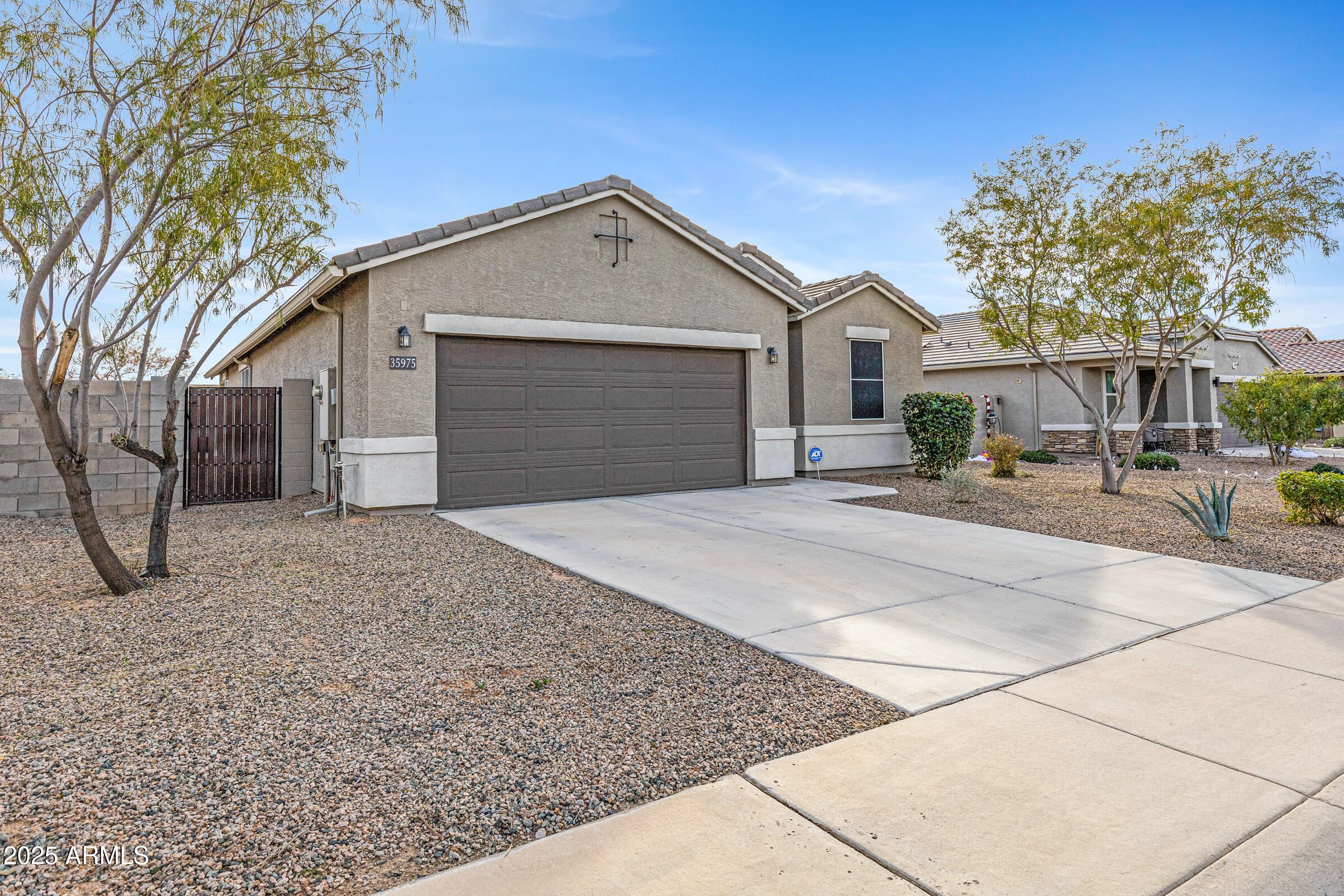 35975 W CATALONIA Drive