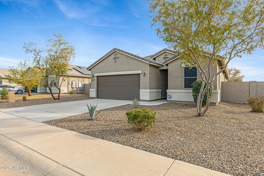 Photo of 35975 W Catalonia Drive, Maricopa, AZ 85138 (MLS # 6960623)