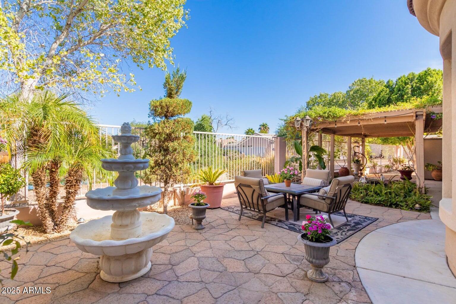 2607 N PLATINA Circle