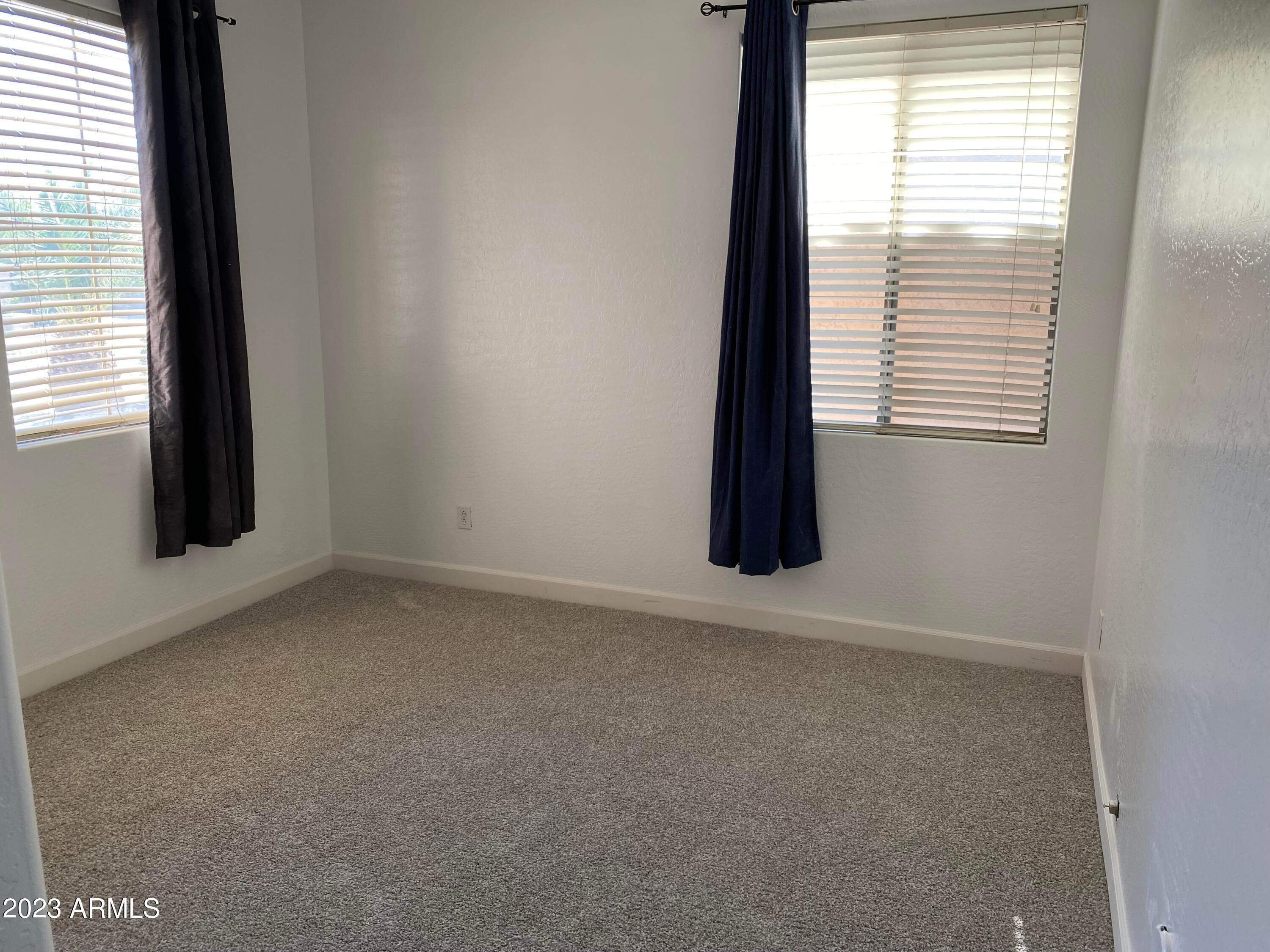 232 W Hawk Way