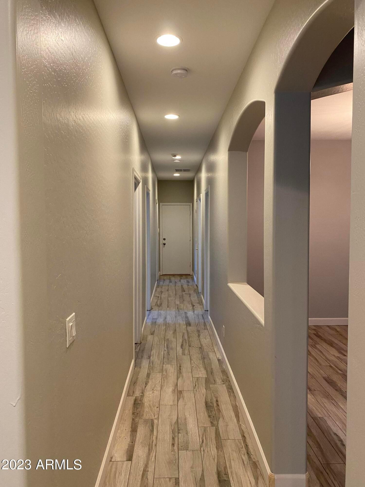 232 W Hawk Way