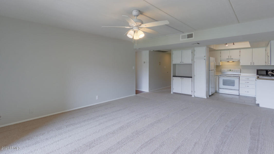 7960 E CAMELBACK Road 203