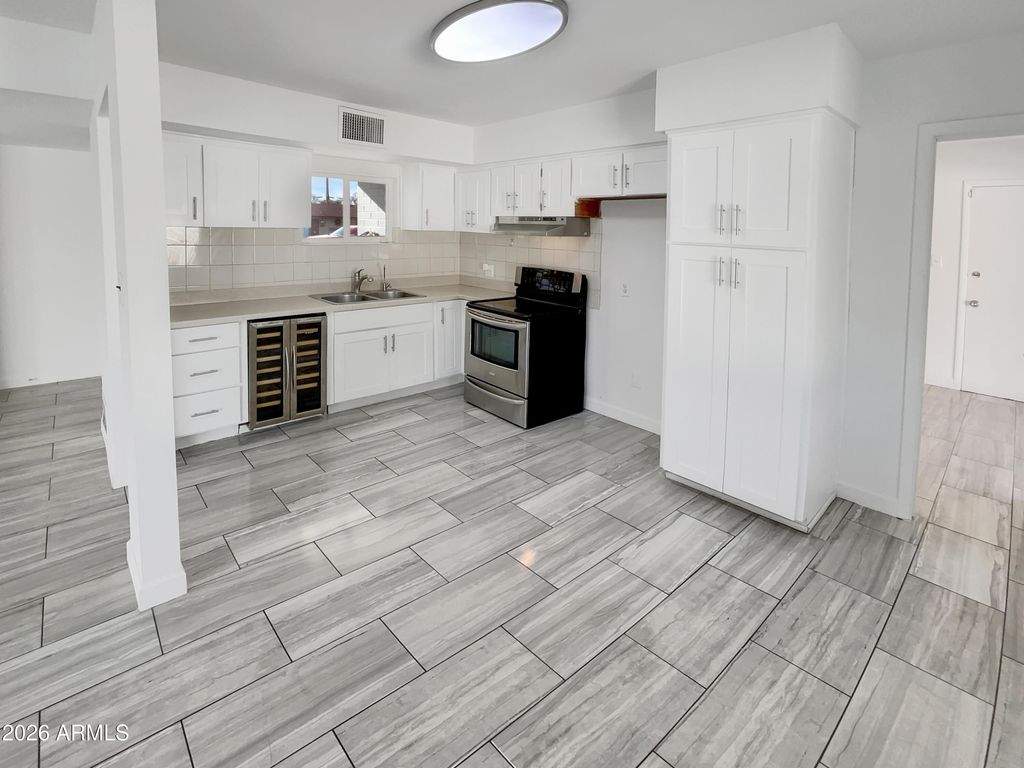 Photo of 6020 W Medlock Drive, Glendale, AZ 85301 (MLS # 6963674)