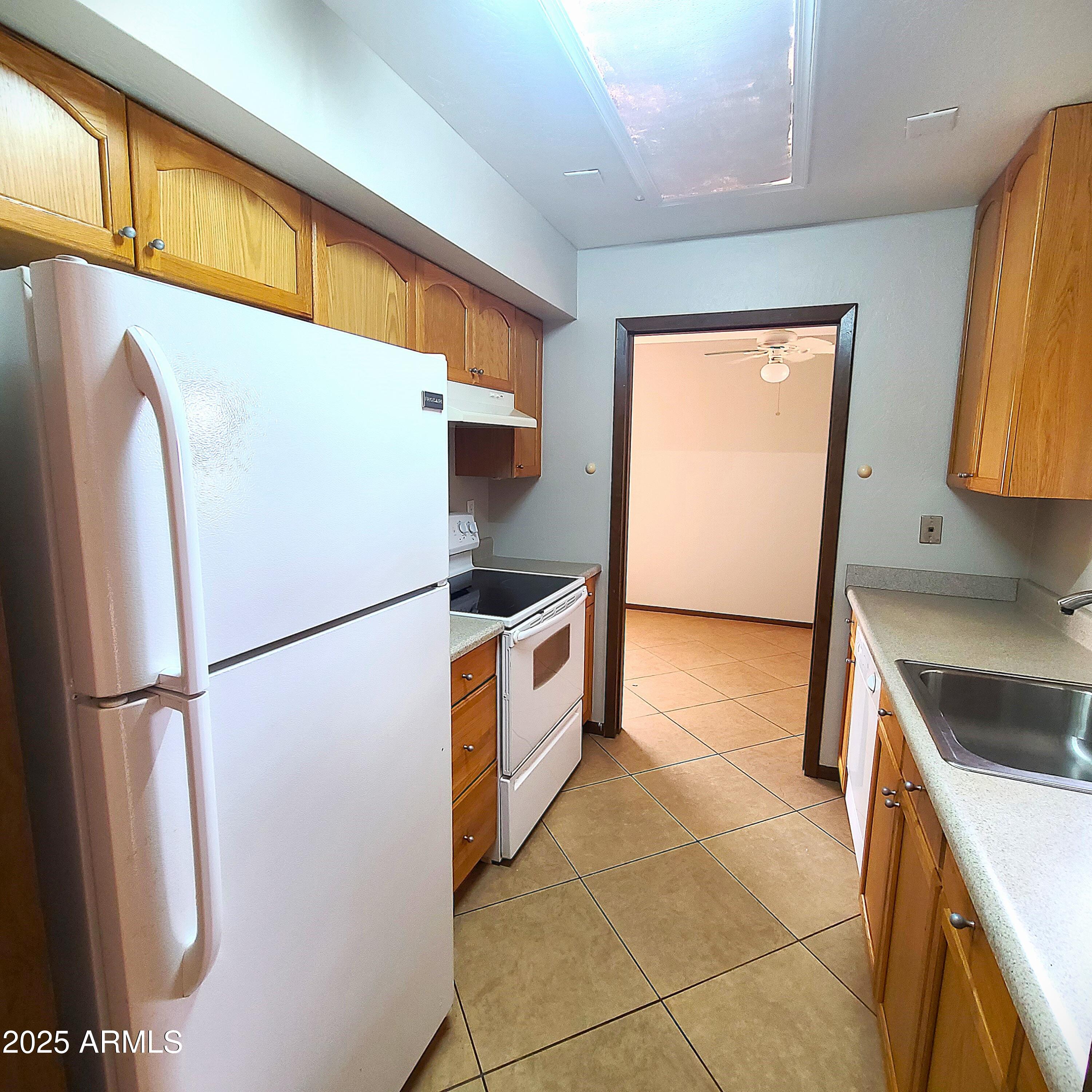 13232 N 98TH Avenue E