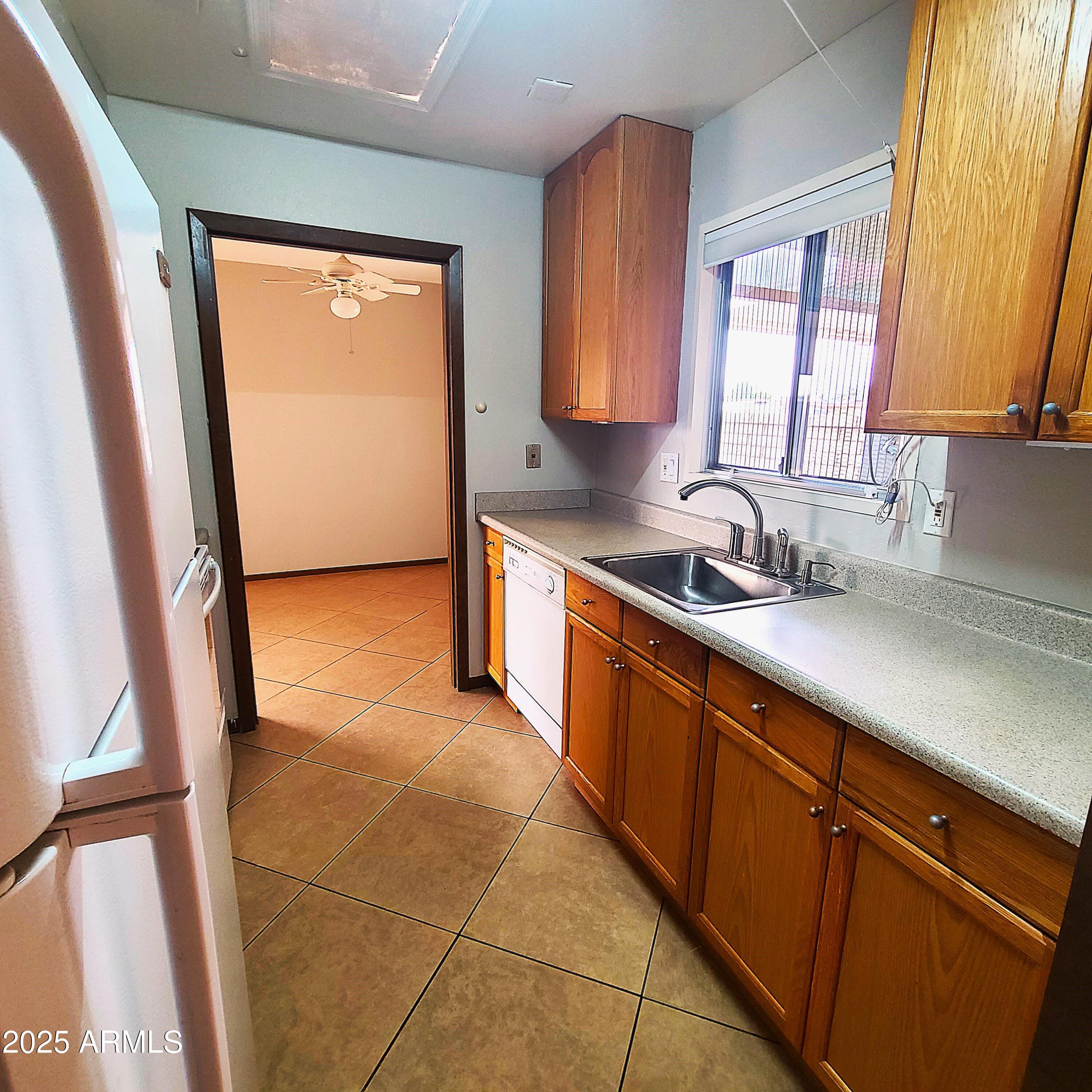 13232 N 98TH Avenue E