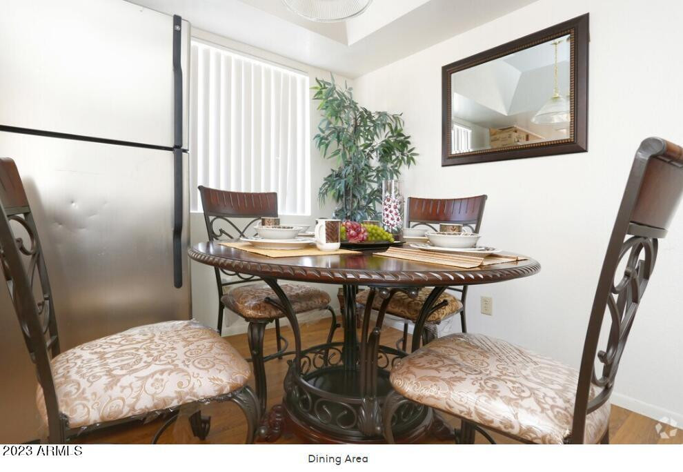 5312 E Taylor Street 1