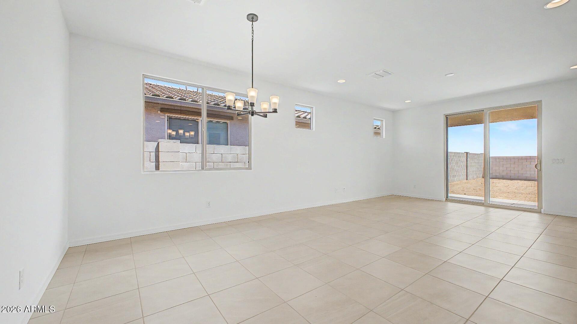 39980 W DESERT FAIRWAYS Drive