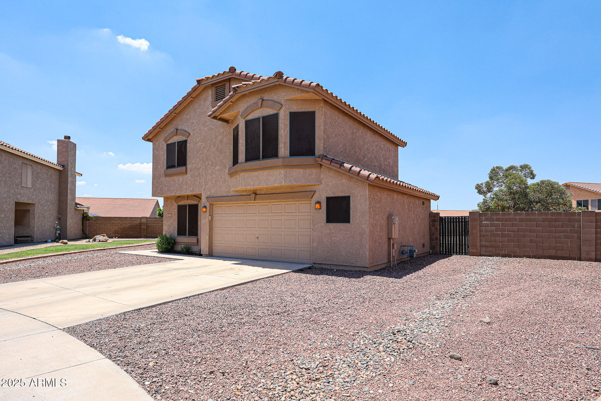 9243 W PALMER Drive