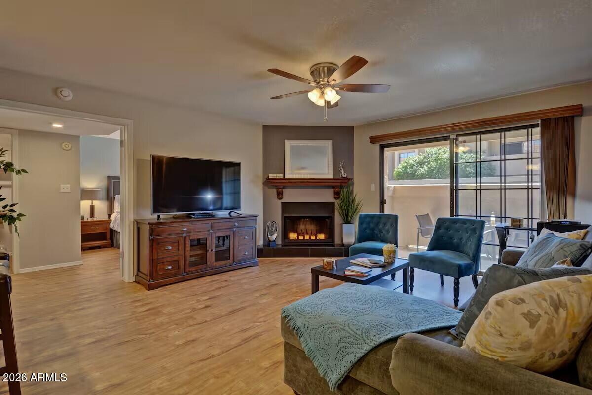 10410 N CAVE CREEK Road 1071