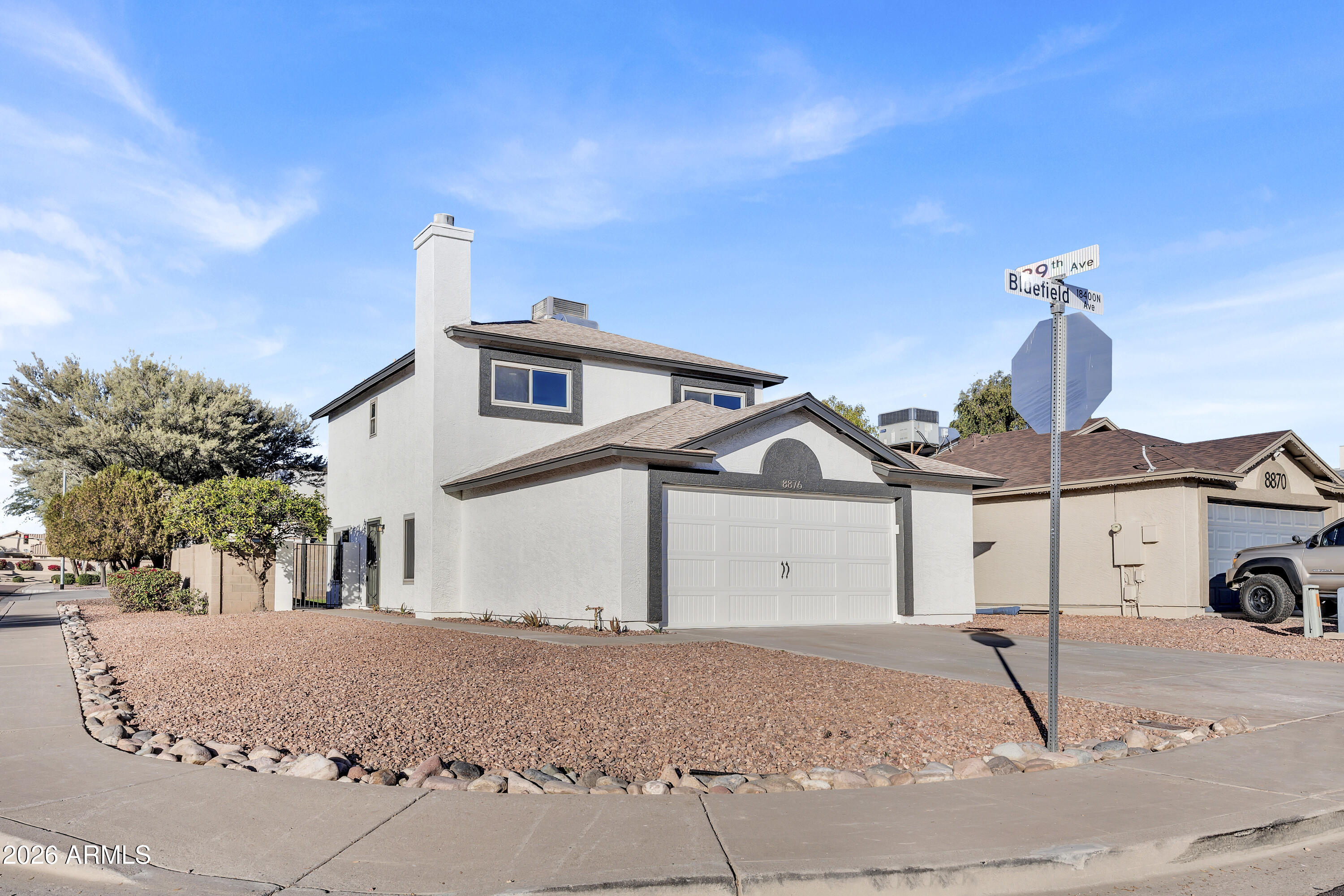 8876 W BLUEFIELD Avenue