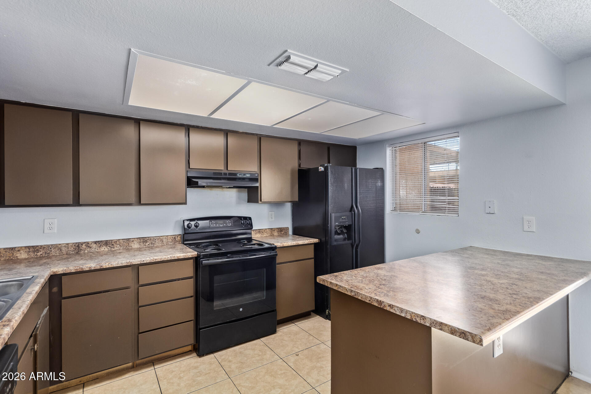 PACE ROSEWOOD AMD - Residential