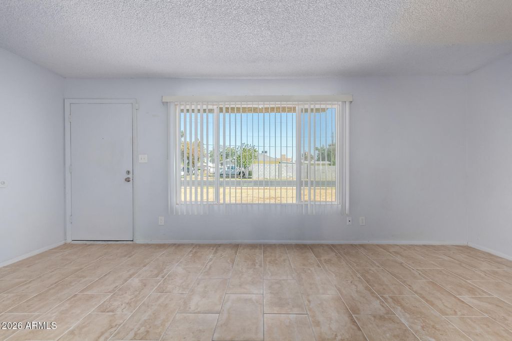Photo of 6320 N 47th Avenue, Glendale, AZ 85301 (MLS # 7000459)