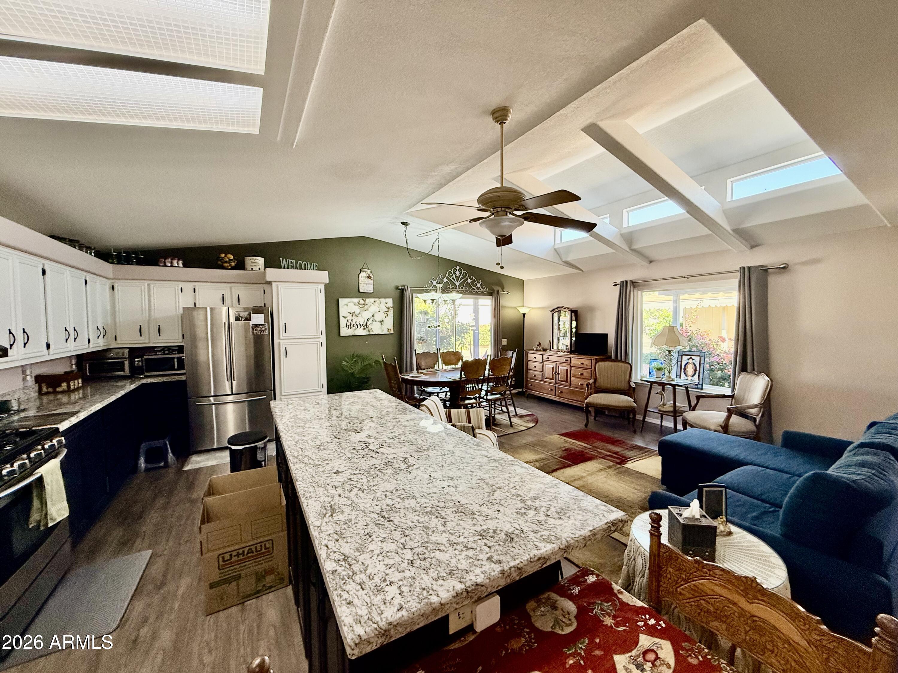 3901 E Pinnacle Peak Road 250