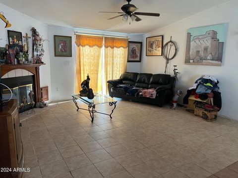 A home in Tonopah