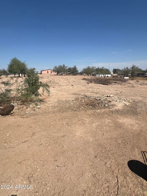 A home in Tonopah