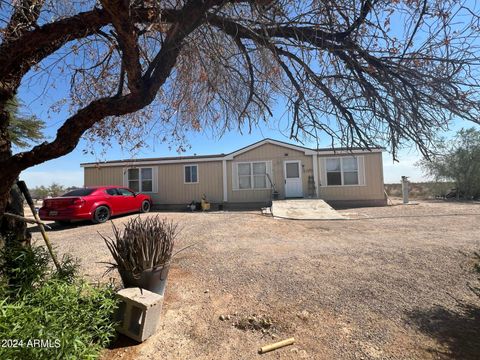 A home in Tonopah