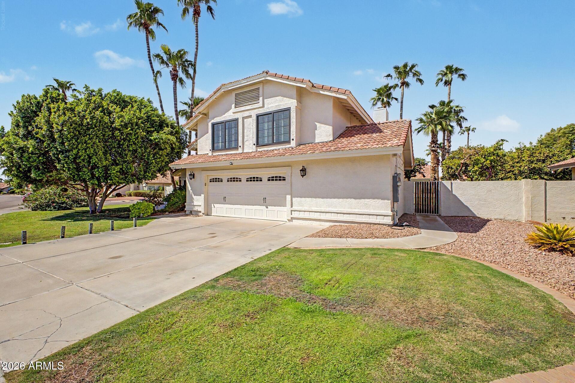 8916 E VOLTAIRE Drive