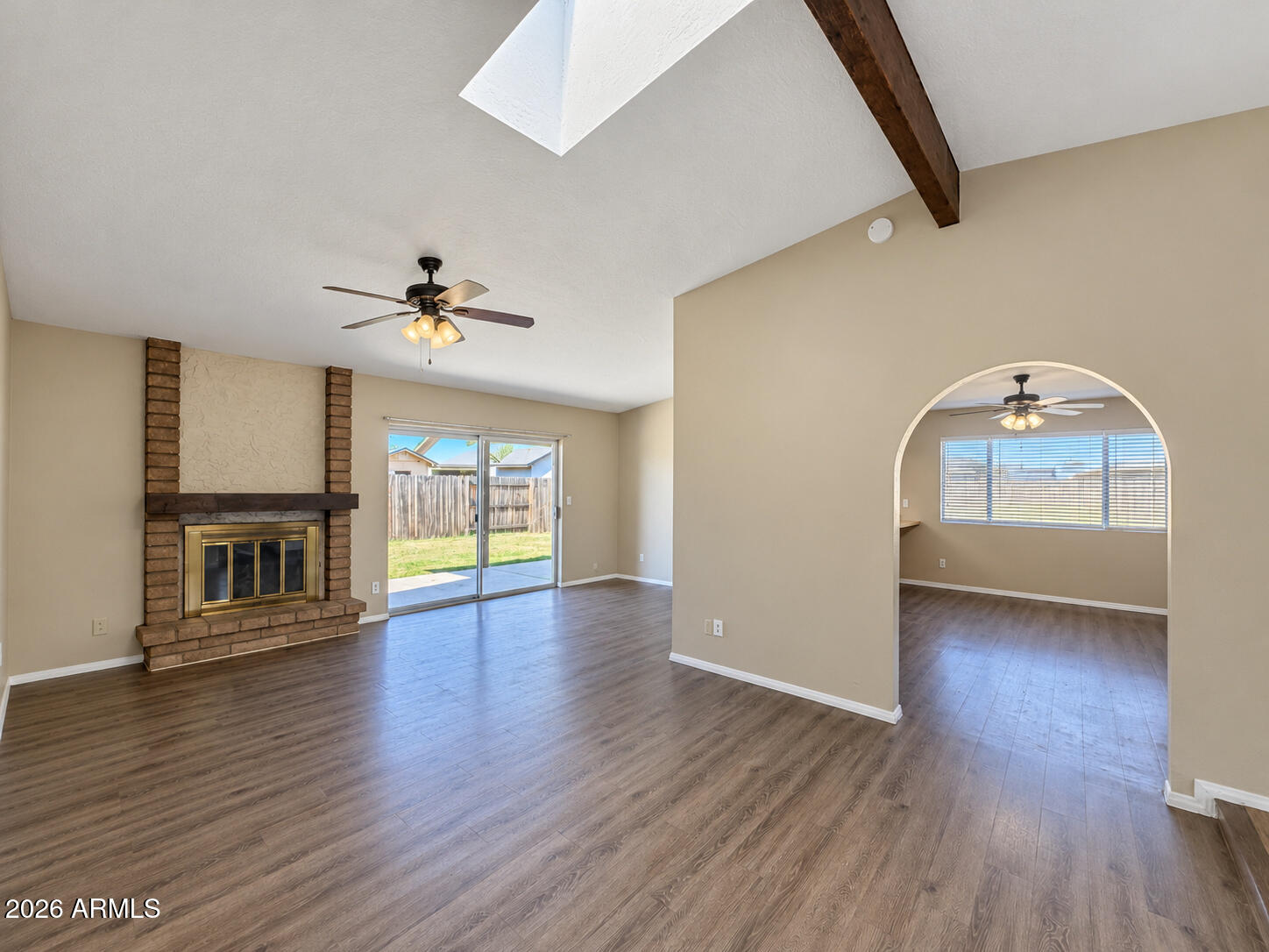 908 S GENTRY Circle