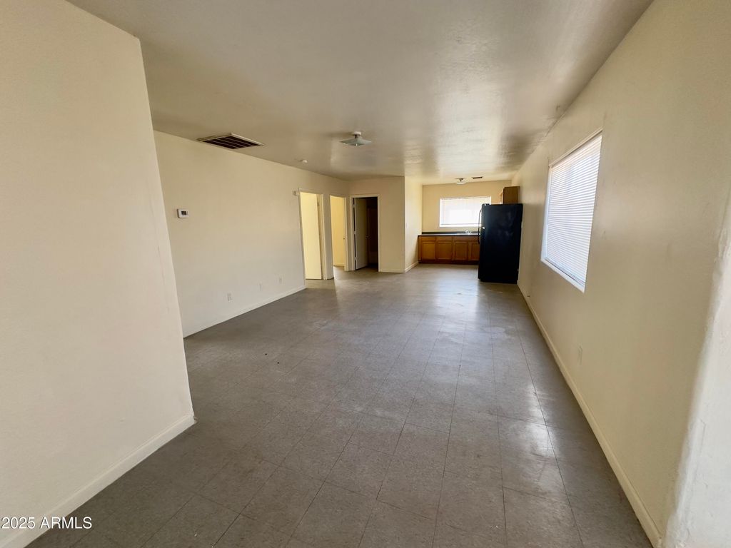 Photo of 1344 E Pueblo Avenue, Phoenix, AZ 85040 (MLS # 6937304)