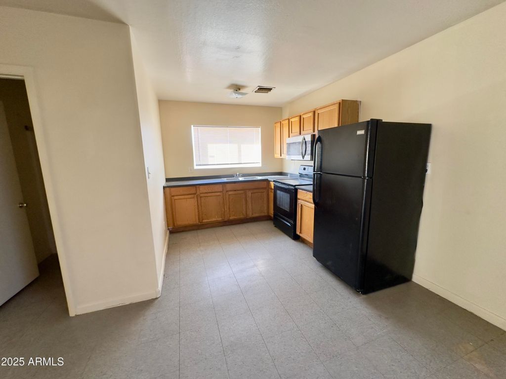 Photo of 1344 E Pueblo Avenue, Phoenix, AZ 85040 (MLS # 6937304)