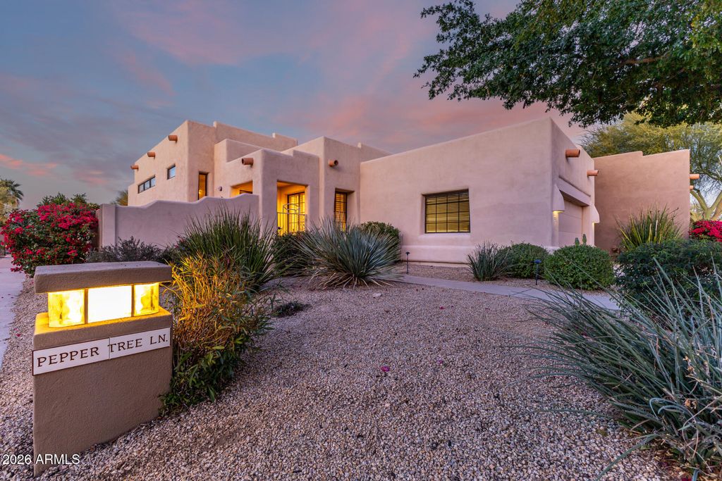 Photo of 8330 E Pepper Tree Lane, Scottsdale, AZ 85250 (MLS # 6972476)